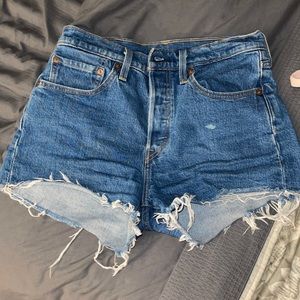 501 Levi’s shorts
